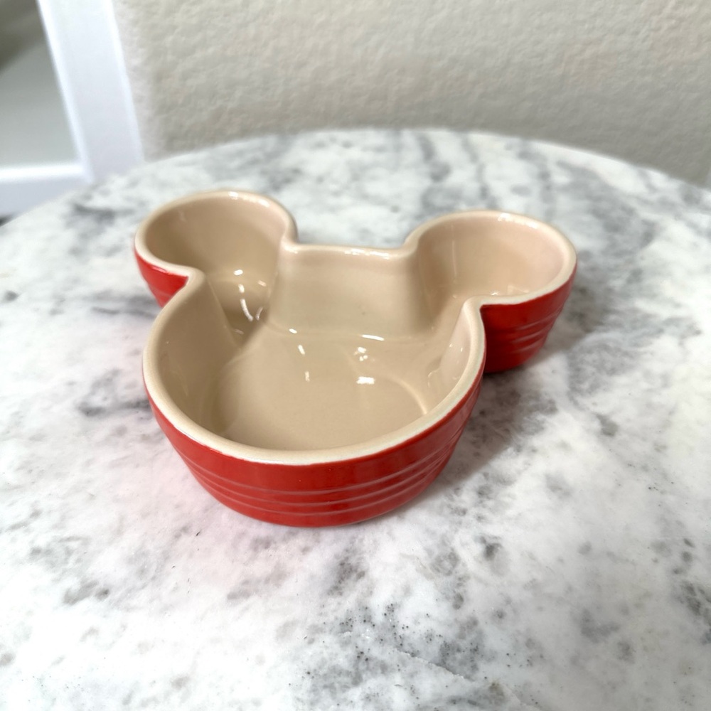 Disney Mickey Mouse Ramekin Le Creuset Stoneware used in good condition 7.5oz